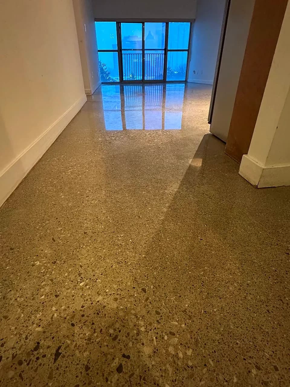 Terrazzo hallway, a polished project by Lunex